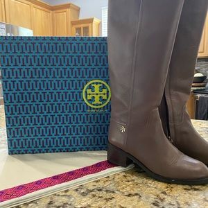 Tory Burch Brown Knee-High Fulton Boot | 9